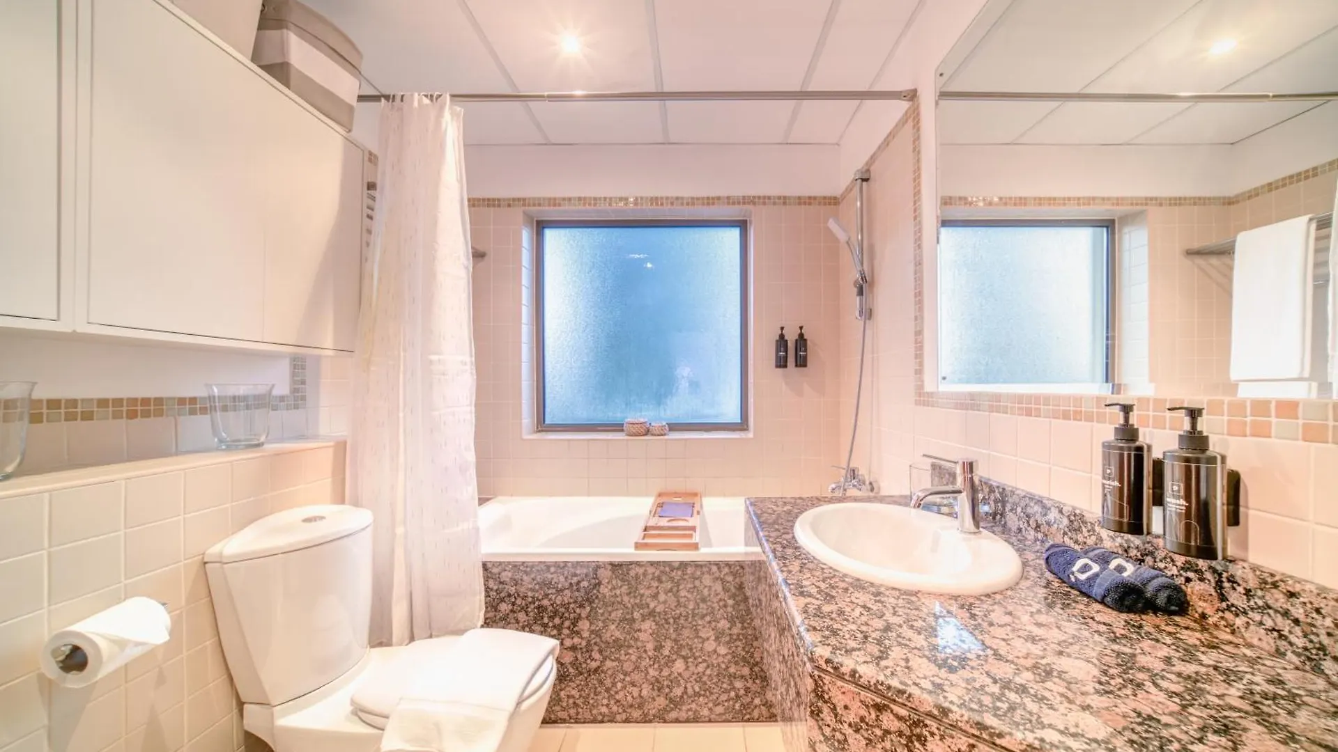 Apartment Elite 1 Bedroom In Jbr With Marina Views Dubai