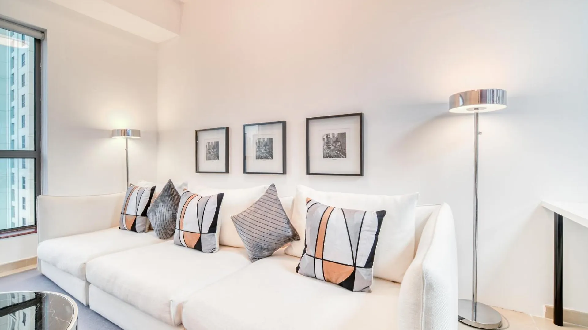 Elite 1 Bedroom In Jbr With Marina Views Dubai Apartment